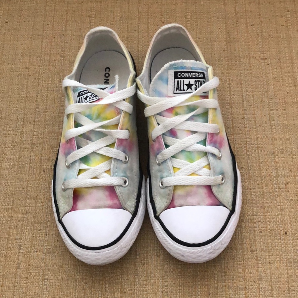 ALL STAR CONVERSE TIE-DYE SNEAKERS